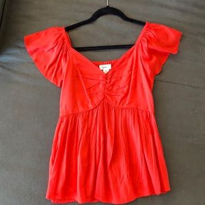 Red Short Sleeve/Off Shoulder Top